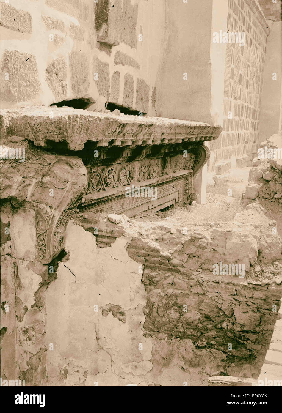 Damaskus (Esh-Sham). Alten Portal mit griechischer Inschrift. 1900, Syrien, Damaskus Stockfoto