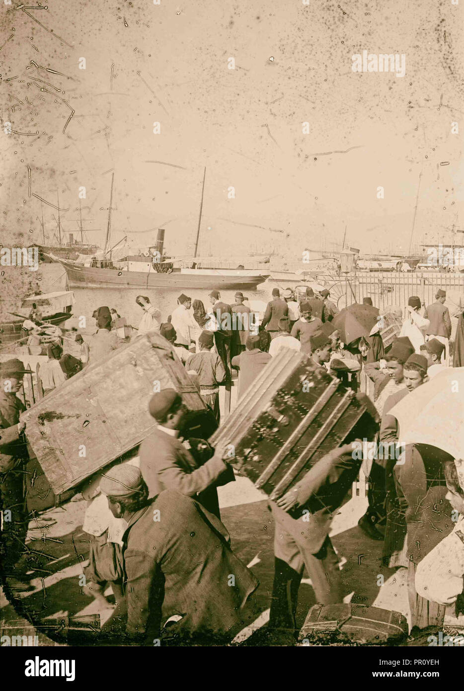 Beirut. Andrang am Landeplatz. 1900, Libanon, Beirut Stockfoto