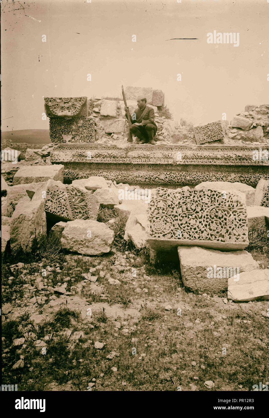 Östlich des Jordan und das Tote Meer. Wunderschön geschnitzten Wand, Mashita [d.h., Mshatta]. 1900, Jordanien Stockfoto
