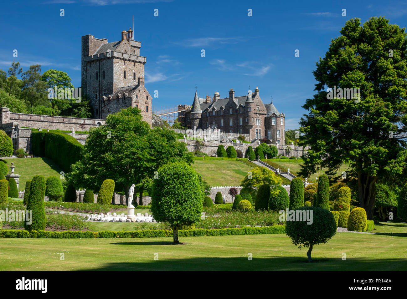 Drummond Castle von den Gärten, Perthshire, Schottland, Großbritannien, Europa Stockfoto