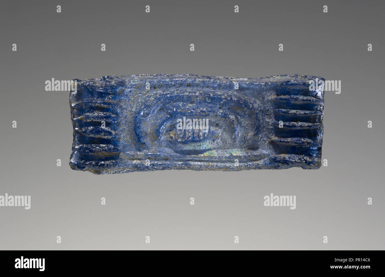 Cast Anhänger; Griechenland; über 14. Jahrhundert B.C; Glas; 2,5 cm, 1 in Stockfoto