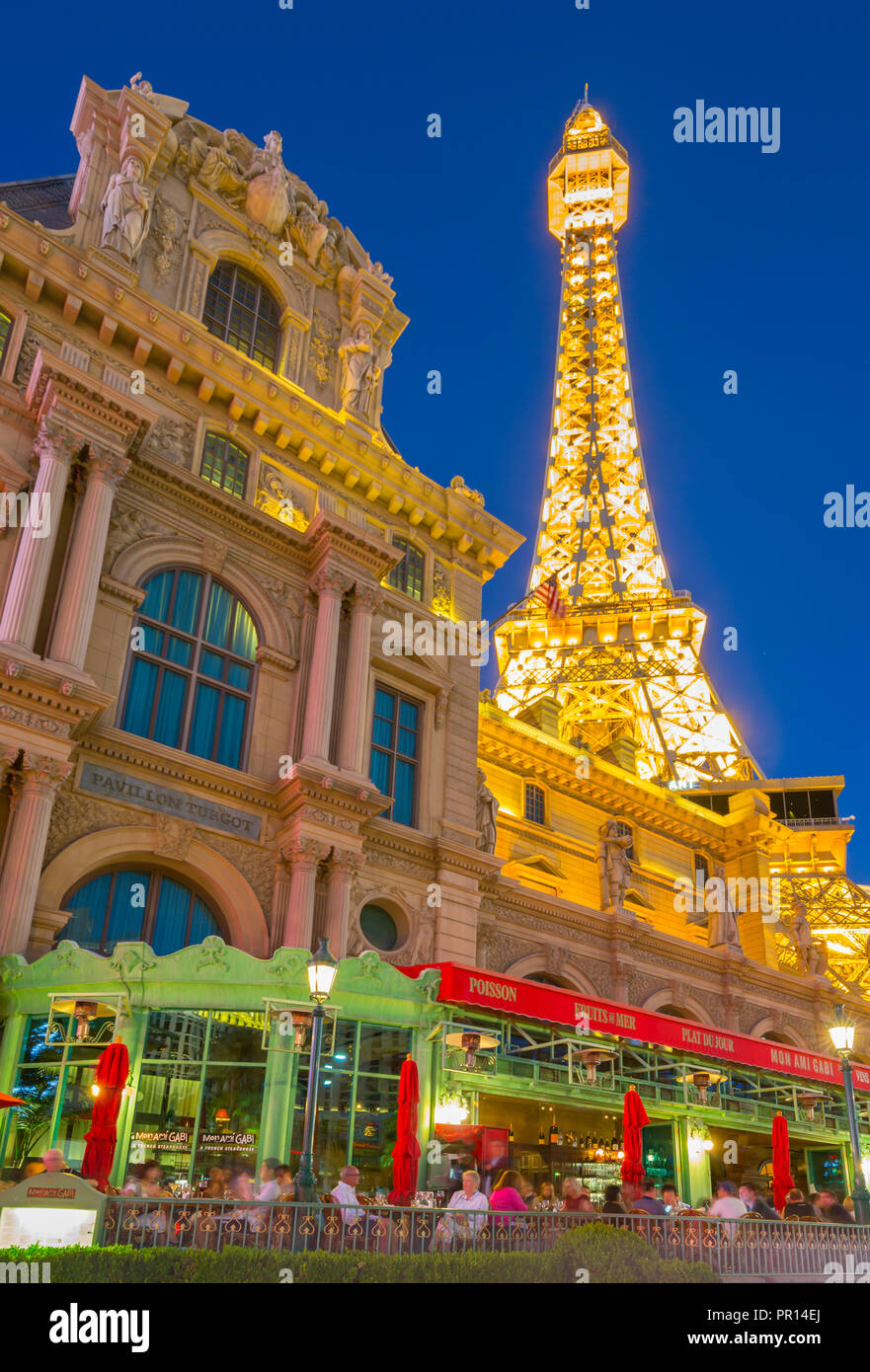 Blick auf Eiffelturm des Paris Hotel & Casino auf dem Strip, Las Vegas Boulevard, Las Vegas, Nevada, Vereinigte Staaten von Amerika, Nordamerika Stockfoto