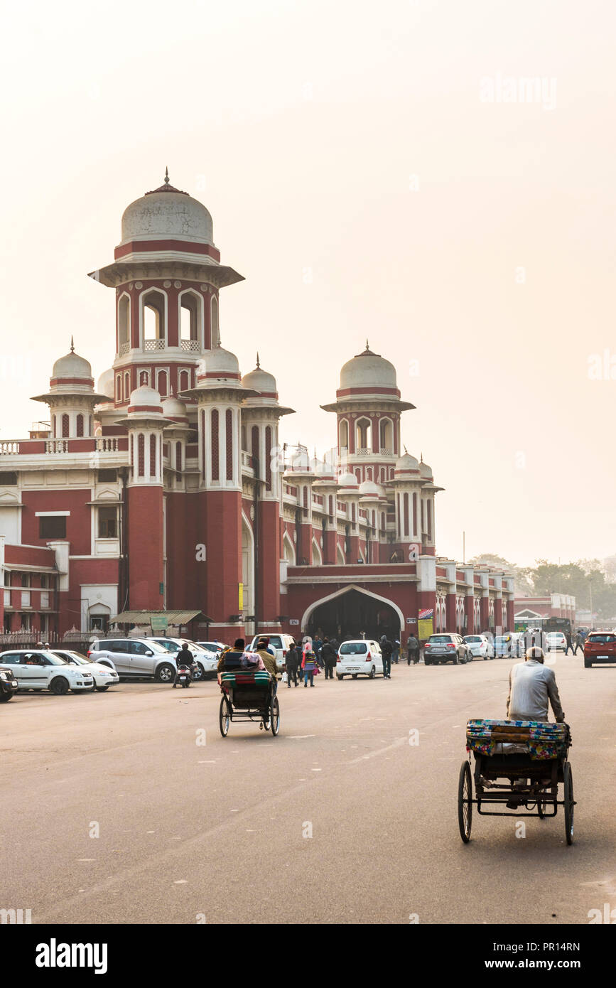 Lucknow Bahnhof, Uttar Pradesh, Indien, Asien Stockfoto