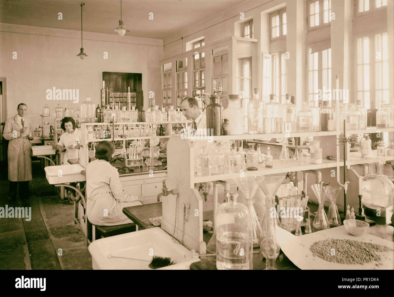 Zionistischen Aktivitäten in Palästina. Der Hebräischen Universität. Chemie Labor. 1925, Jerusalem Stockfoto