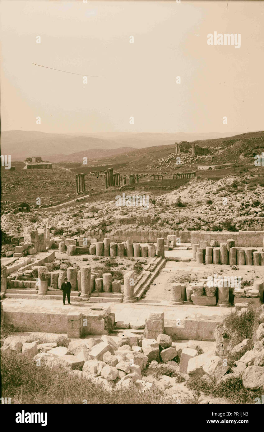 Ruinen von Jerash (gerasa). Die Kathedrale Ruinen. Übersicht Hauptstraße und das Forum. 1920, Jordan, Gerasa, ausgestorbene Stadt Stockfoto