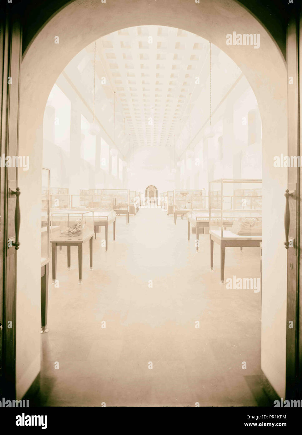 Museum (Rockefeller) Museum s. Galerie, Interior 1934, Jerusalem, Israel Stockfoto