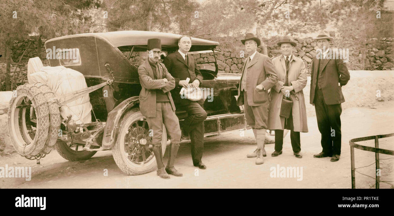 5 Männer mit neuen Dodge 1920, Naher Osten, Israel und/oder Palästina Stockfoto