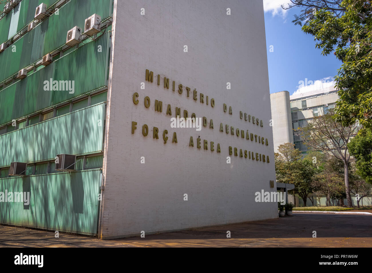 Bundesministerium der Verteidigung Gebäude und die brasilianische Luftwaffe - Brasilia, Distrito Federal, Brasilien Stockfoto