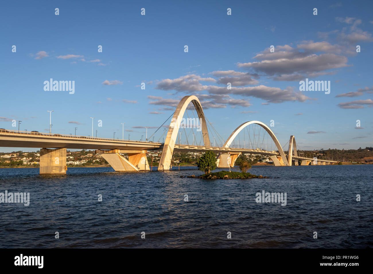 JK Brücke und Paranoa See - Brasilia, Distrito Federal, Brasilien Stockfoto