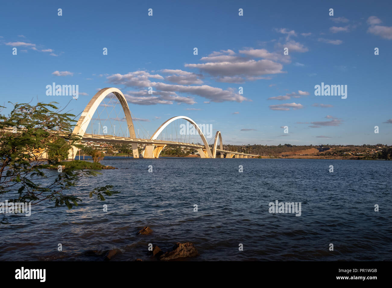JK Brücke und Paranoa See - Brasilia, Distrito Federal, Brasilien Stockfoto