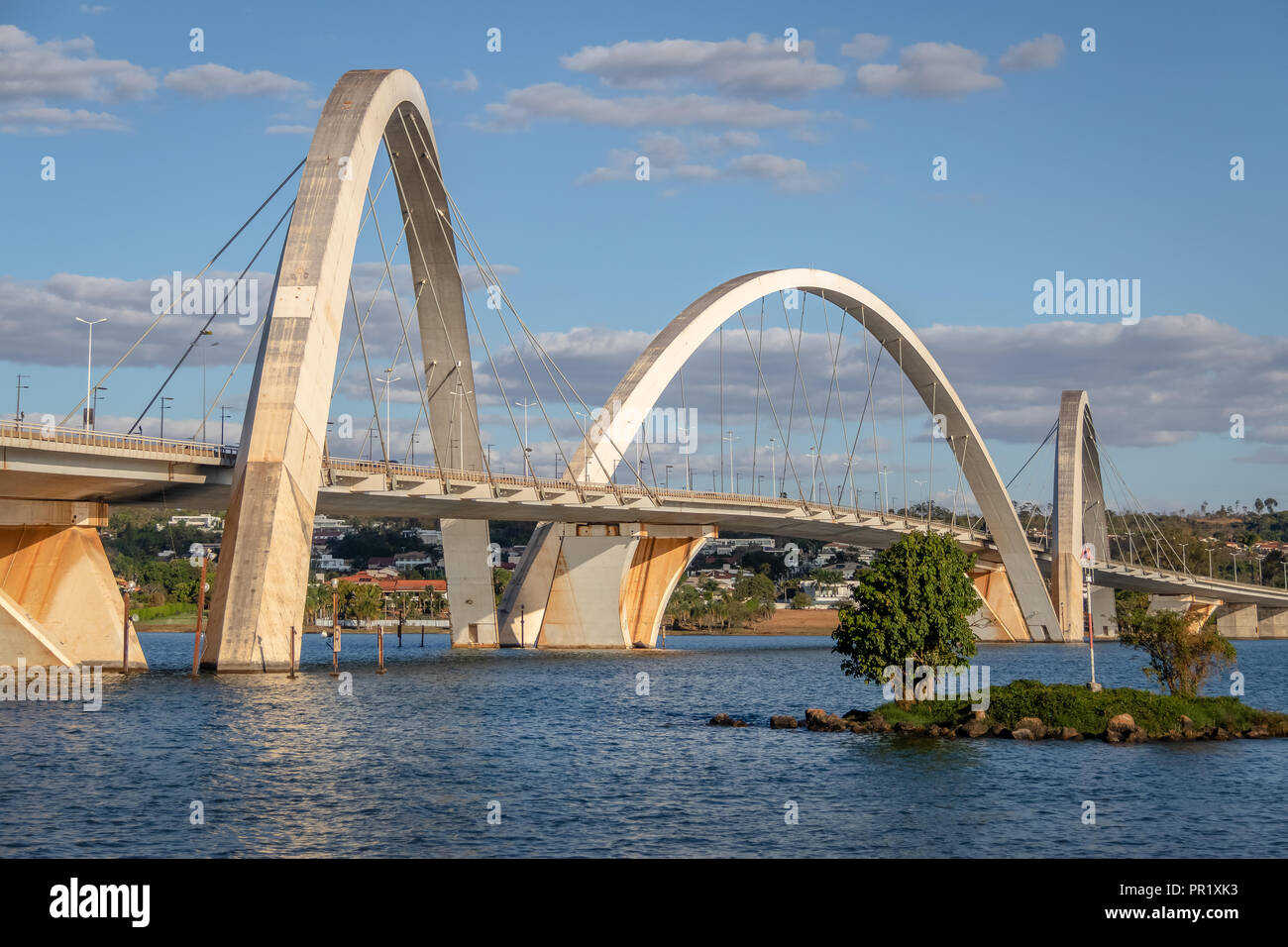 JK Brücke und Paranoa See - Brasilia, Distrito Federal, Brasilien Stockfoto