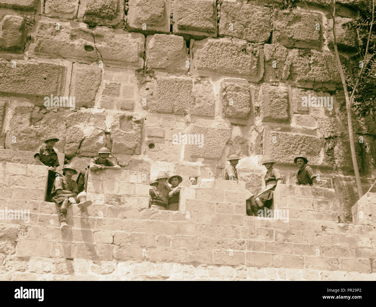 Palästina Unruhen 1936. Eine weitere vorbeugende Maßnahme an einem Freitag, Zinnen des Turms von David durch militärische montiert Stockfoto