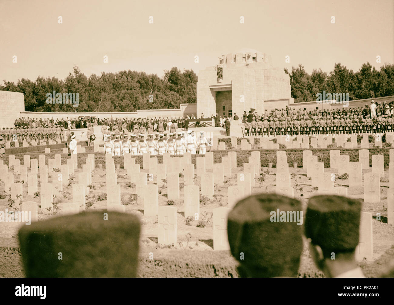 Palästina Unruhen 1936. Feier der Armistice Day an der Kriegsgräber Friedhof Friedhof] [d. h., auf dem Mount Scopus. 1936 Stockfoto