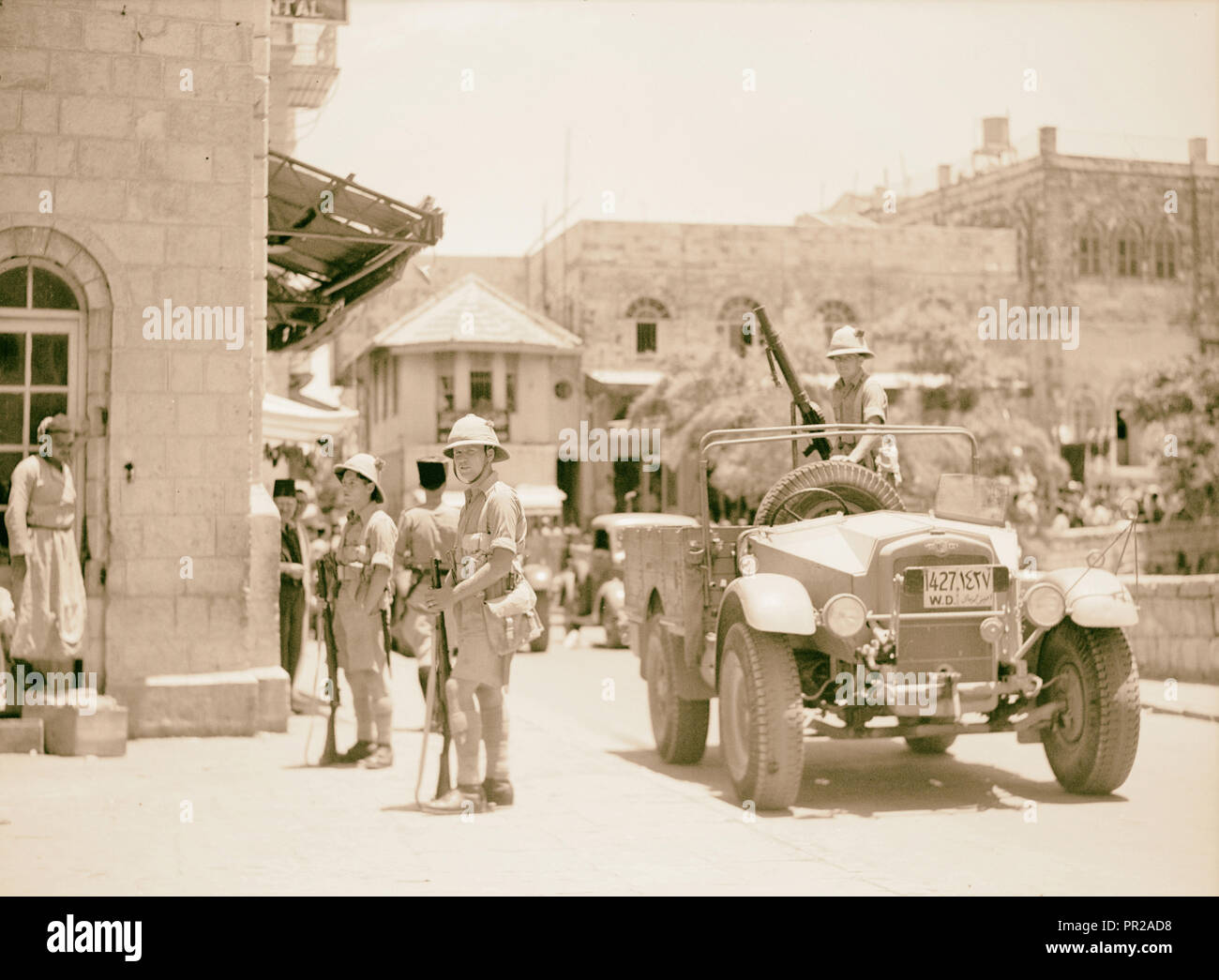 Aufgrund von terroristischen Handlungen und Maßnahmen der Regierung militärische Raid für Arme auf der Jaffa Gate-Sektion, 13. Juli 1938 Stockfoto