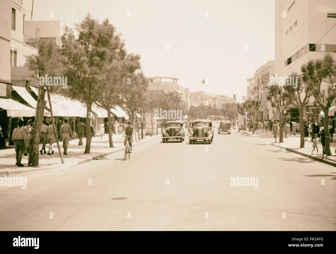 Ramleh Tel Aviv. Tel Aviv. "Die Kolonie" Platz. Die Ki Kar Hamo Shavot Kreis an der Kreuzung der Hauptstraßen, Jaffa Street, Allenby Stockfoto