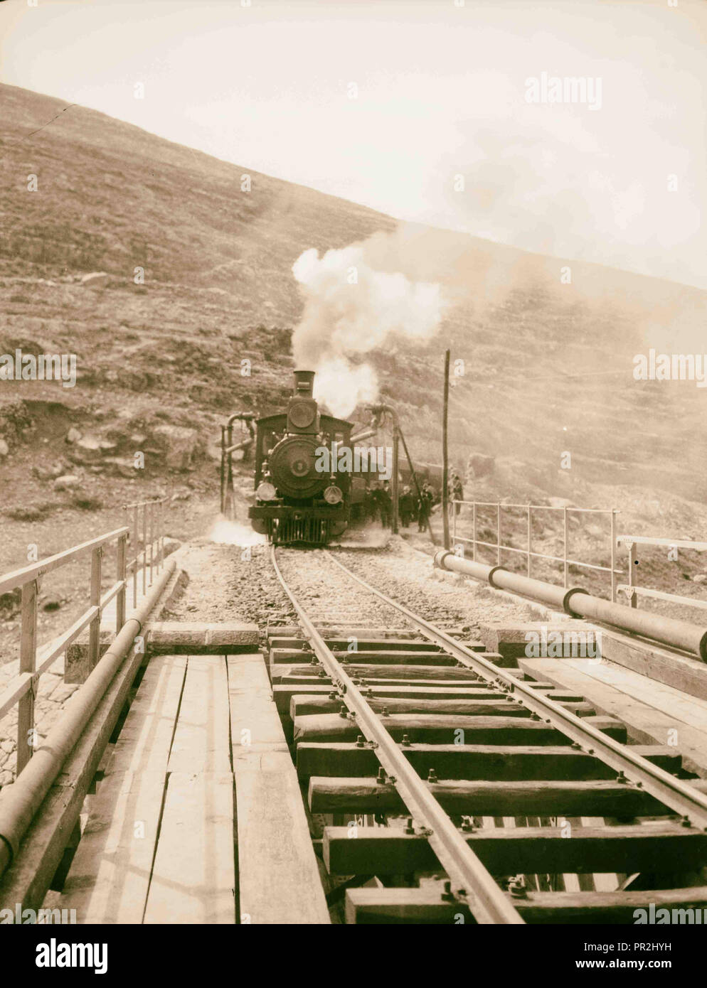 Von Jaffa nach Jerusalem. Zug am Battir. Steilen nach oben ziehen. Foto zeigt ein Baldwin 2-6-0 Lokomotive auf der Jaffa-Jerusalem Stockfoto