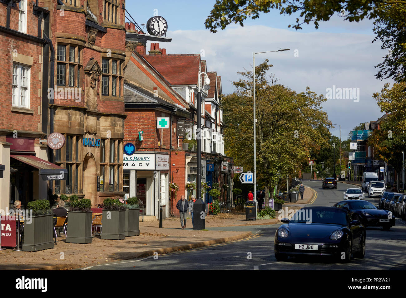 Alderley Edge, Cheshire, England. Grad II Barclays Bank Die Bank ursprünglich für die Union Bank gebaut wurde und von Percy Worthington konzipiert Stockfoto