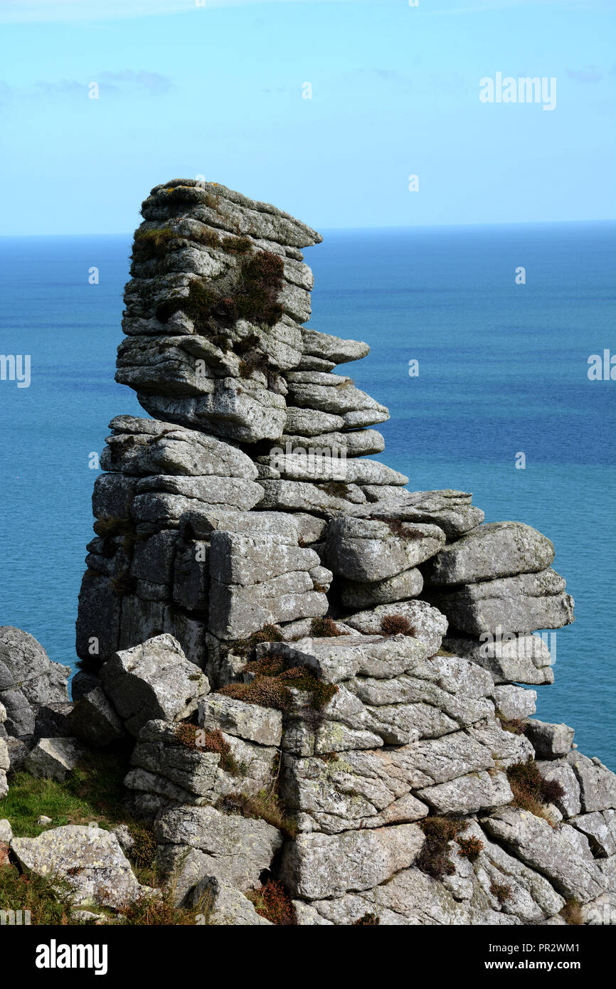 Steinerne Ruinen auf Lundy Island Großbritannien Stockfoto