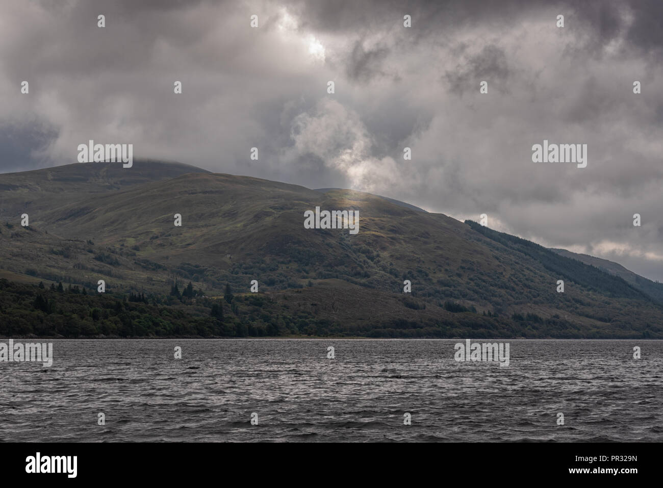 Fort William und Loch Linnhe Blick auf Wasser und Berge in Schottland Stockfoto