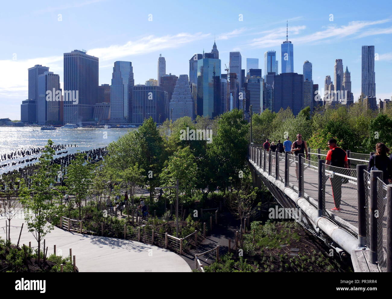 Manhattan Panorama wie aus Brooklyn, New York gesehen Stockfoto
