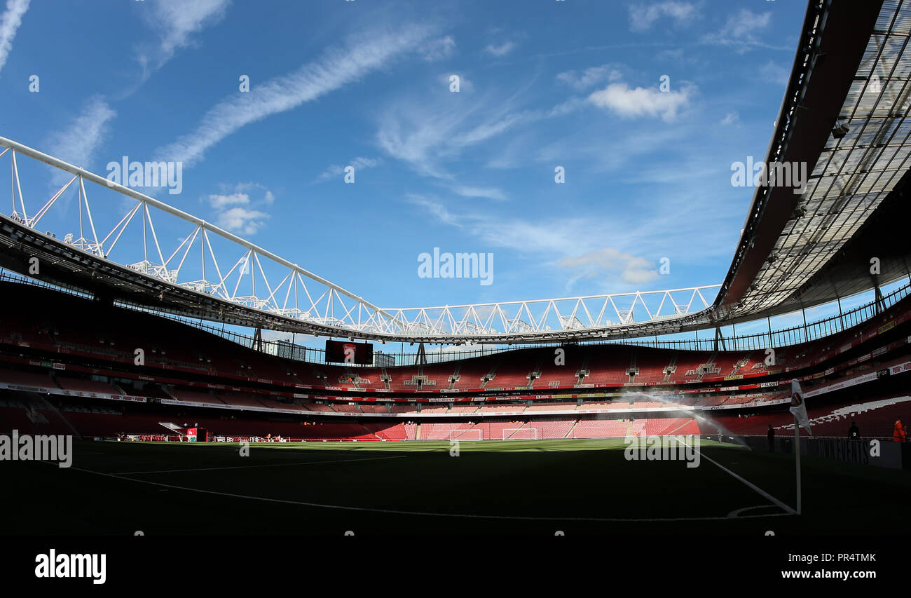 Eine allgemeine Ansicht des Stadions während der Premier League Spiel zwischen Arsenal und Watford im Emirates Stadium am 29. September 2018 in London, England. (Foto durch Arron Gent/phcimages.com) Stockfoto