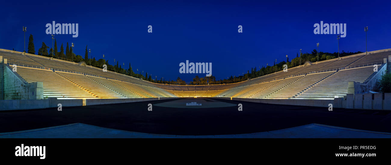 Panorama der Panathenaic Kallimarmaro Stadion oder in der Nacht, Athen, Griechenland Stockfoto