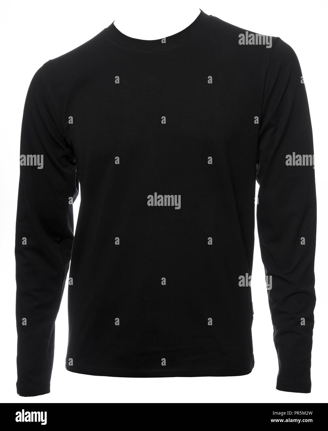 Black Plain Long Sleeved T-Shirt aus Baumwolle Vorlage isoliert auf weißem Hintergrund Stockfoto