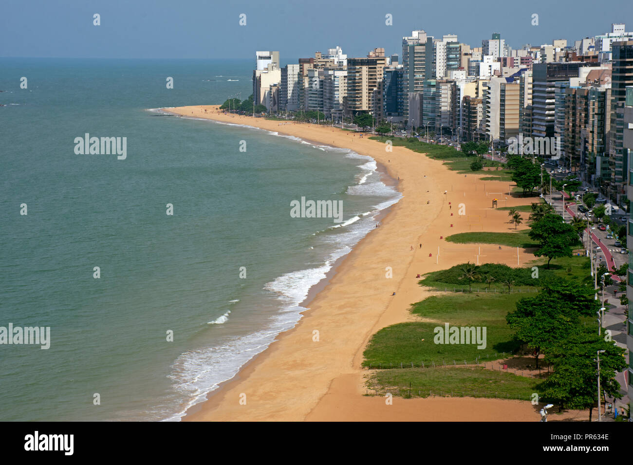 Luftaufnahme von Praia De Itapoan, Vila Velha, Espirito Santo, Brasilien Stockfoto