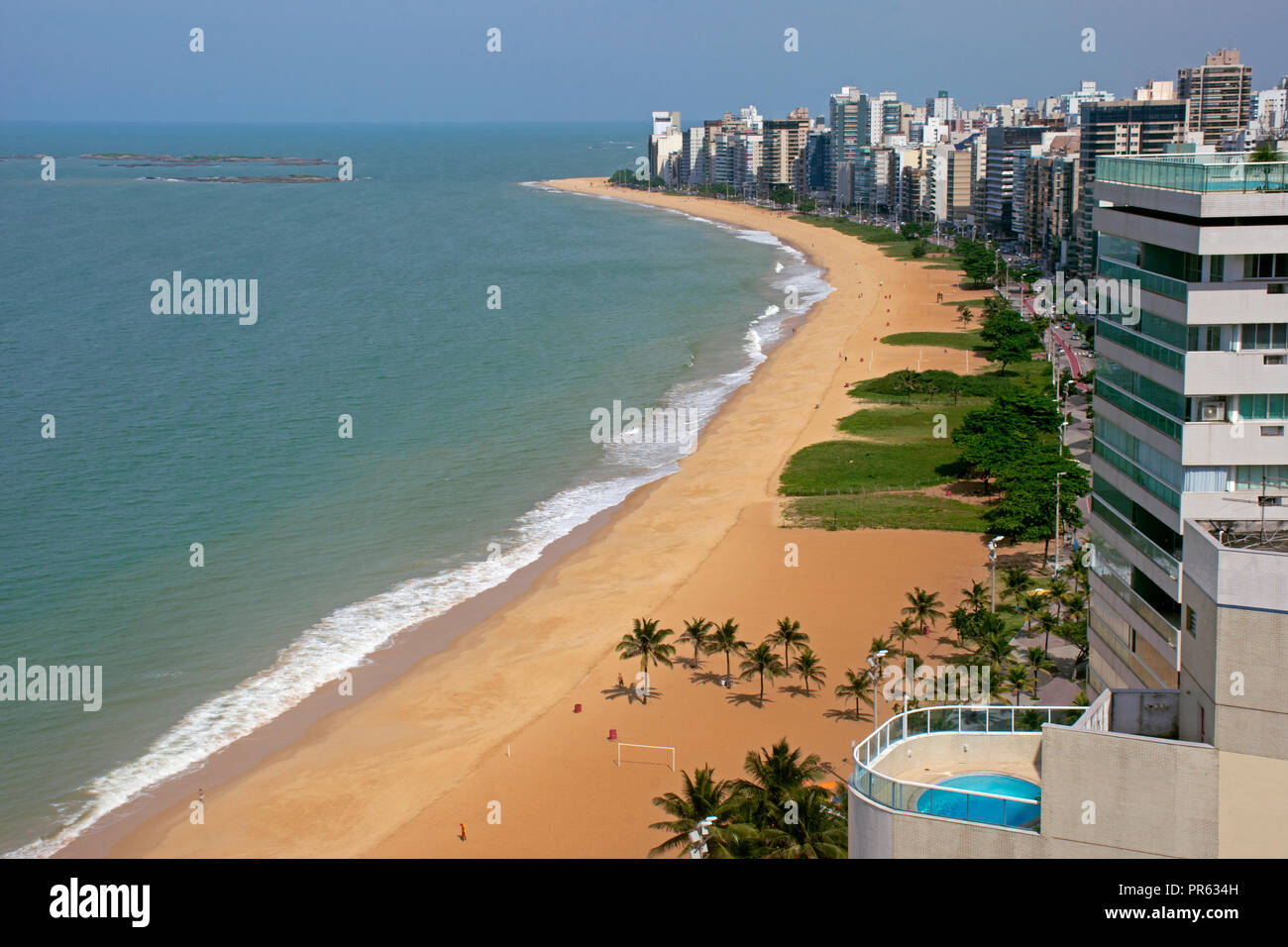 Luftaufnahme von Praia De Itapoan, Vila Velha, Espirito Santo, Brasilien Stockfoto