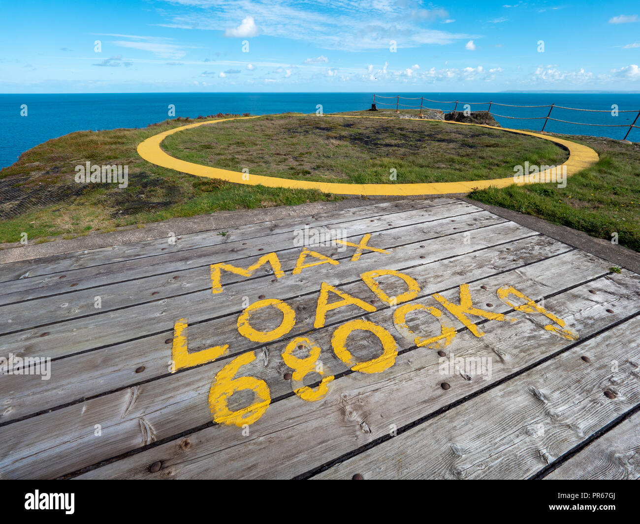 Landing platform helicopter Fotos und Bildmaterial in hoher Auflösung