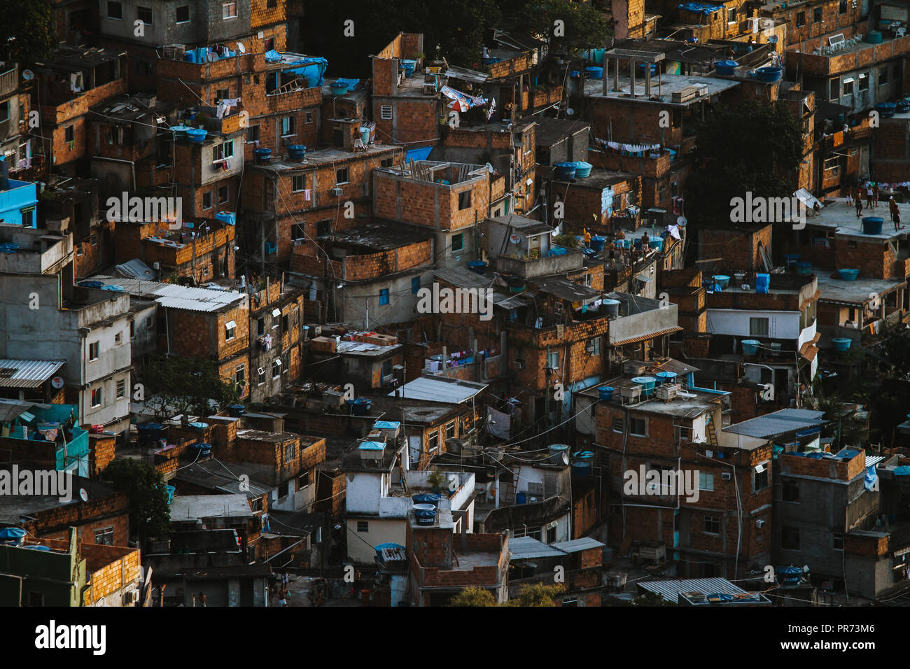 Häuser in der Rocinha Favela in Rio de Janeiro Stockfoto