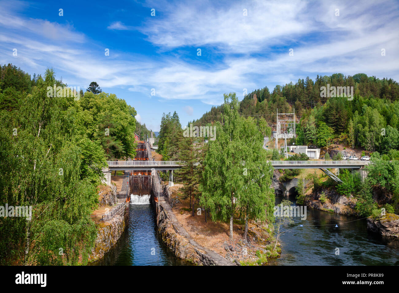 Vrangfoss Treppe Schlösser, die größte sperren und wichtige touristische Attraktion auf dem Telemarkskanal, der verbindet Skien nach Dalen in Telemark County, Norwegen Stockfoto