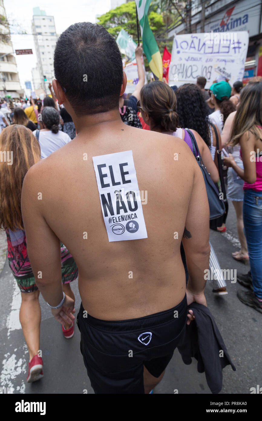 September 29, 2018. # Nothim (elenão) Mobilisierung. Demonstrator in Campinas (sãp Paulo) gegen Brasilien weit rechts Präsidentschaftskandidat Jair Bolsonaro Stockfoto