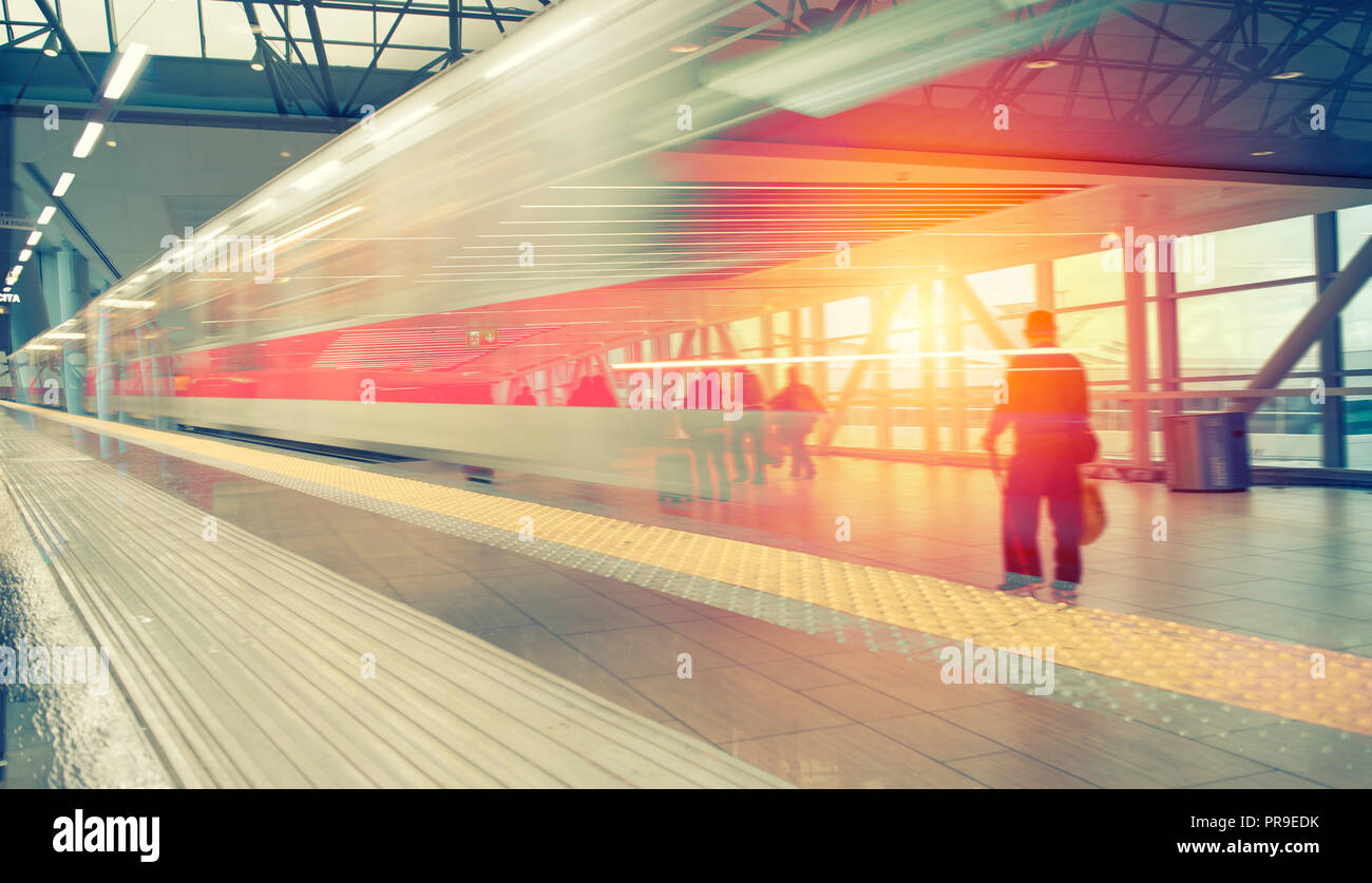 Modernen Flughafen mit blur Effekte. Double Exposure Stockfoto