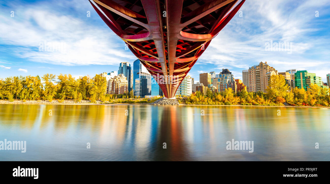 Peace Bridge Herbst Jahreszeit Stockfoto