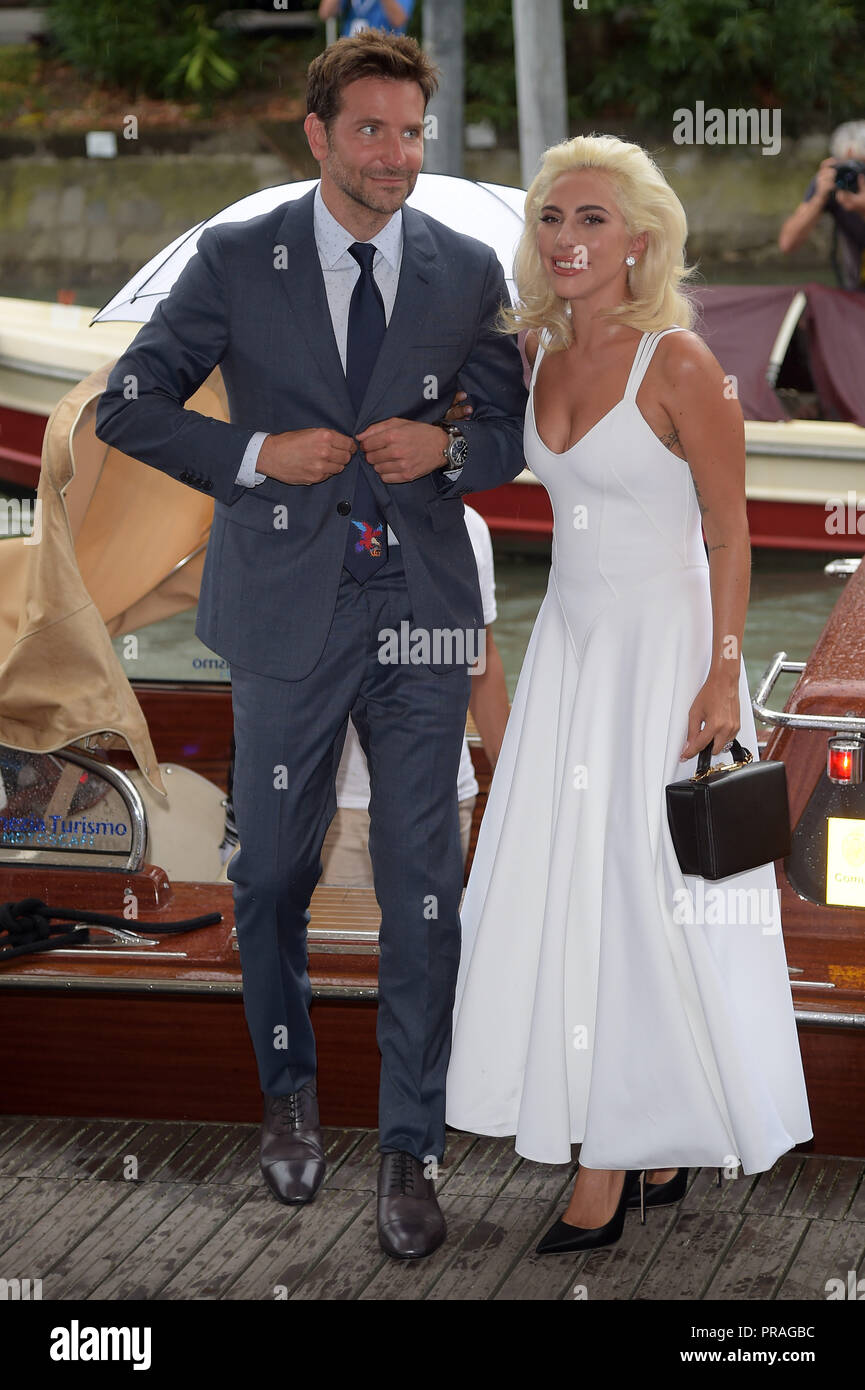 75. Internationale Filmfestspiele in Venedig - Celebrity Sightings - Tag 3 Mit: Lady Gaga, Bradley Cooper, Wo: Venedig, Italien Wann: 31 Aug 2018 Quelle: IPA/WENN.com ** Nur für die Veröffentlichung in Großbritannien, den USA, Deutschland, Österreich, Schweiz ** verfügbar Stockfoto 75. Internationale Filmfestspiele in Venedig - Celebrity Sightings - Tag 3 Mit: Lady Gaga, Bradley Cooper, Wo: Venedig, Italien Wann: 31 Aug 2018 Quelle: IPA/WENN.com ** Nur für die Veröffentlichung in Großbritannien, den USA, Deutschland, Österreich, Schweiz ** verfügbar Stockfoto