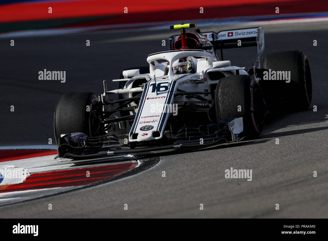 Sochi, Russland. 30 Sep, 2018. CHARLES LECLERC von Alfa Romeo Sauber F1 Team fährt während der 2018 FIA Formel 1 Russische Grand Prix in Sotschi Autodrom. Credit: James Gasperotti/ZUMA Draht/Alamy leben Nachrichten Stockfoto