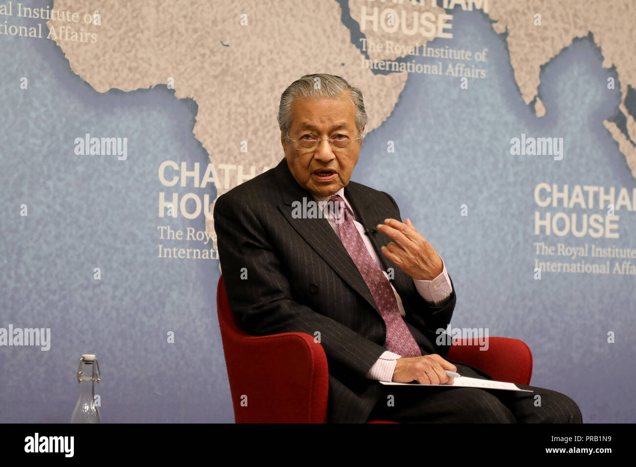 London, Großbritannien. Oktober 1, 2018: Mahathir Mohamad, Premierminister von Malaysia, auf der thinktank Chatham House in London. Quelle: Dominic Dudley/Alamy leben Nachrichten Stockfoto