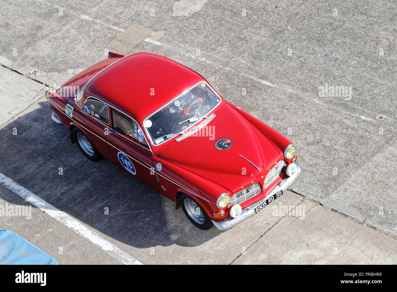 Linas-Montlhéry, Frankreich. 29 Sep, 2018. Die vierte Ausgabe des Grandes Heures Automobile auf den mythischen Linas-Montlhéry Stromkreis. Stockfoto