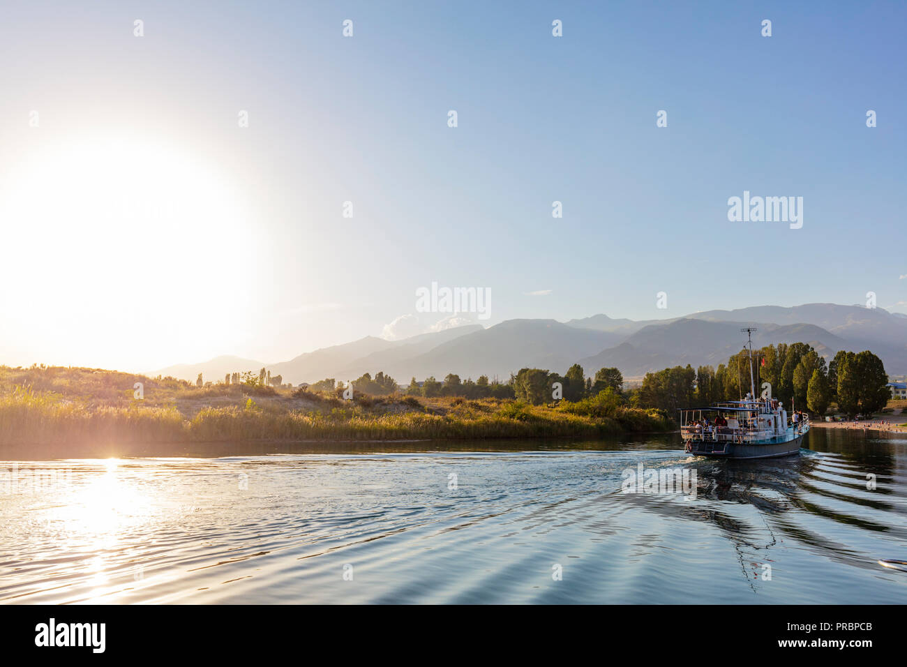 Zentrales Asien, Kirgisistan, Issyk Kol, Cholpon Ata Yacht Club Stockfoto