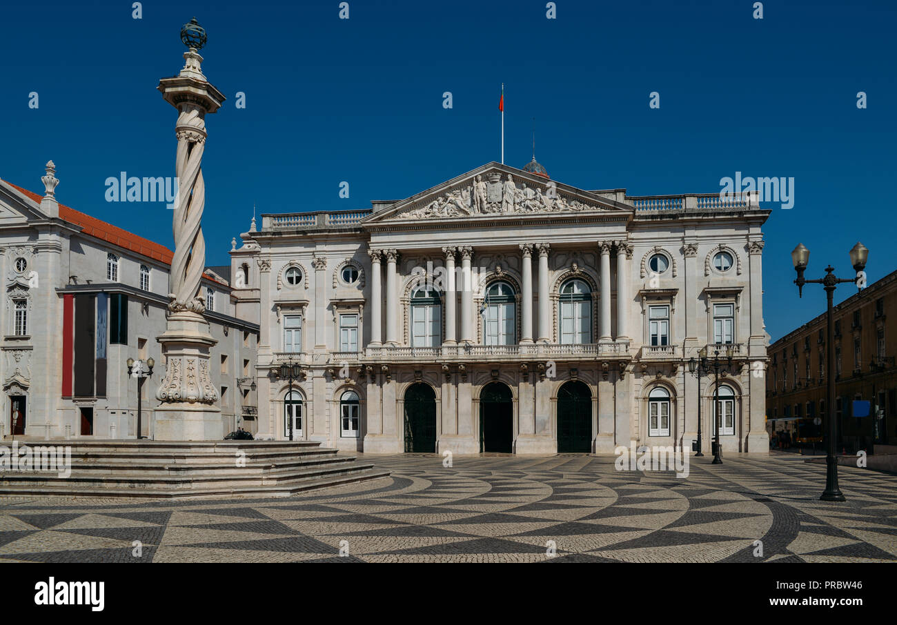 Kommunale Square, Lissabon, Portugal. Das aktuelle Rathaus, Sitz der Städtischen Kammer von Lissabon, wurde zwischen 1865 und 1880 gebaut Stockfoto