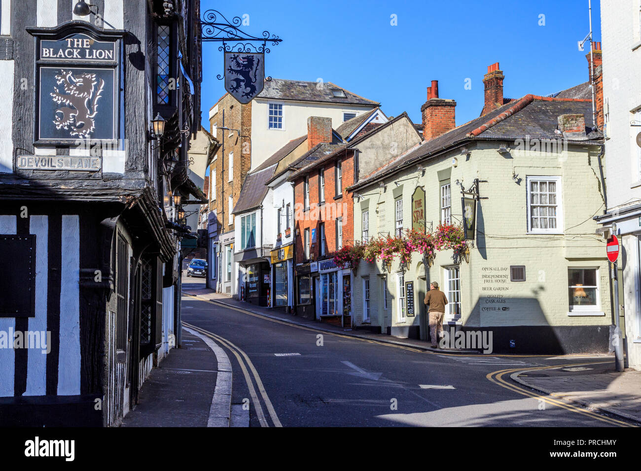 Bishops Stortford Town Center High Street, einer malerischen historischen Stadt in Hertfordshire am Fluss Stort, Südengland, Großbritannien, Großbritannien, eu Stockfoto