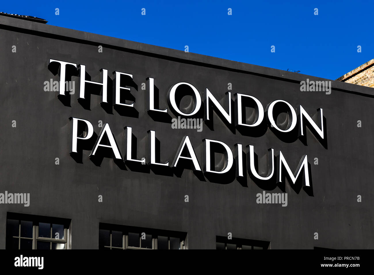Zeichen der London Palladium Theater in London, Großbritannien Stockfoto