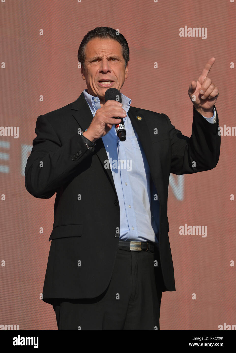Andrew Cuomo auf der Bühne während des Global Citizen Konzert 2018 im Central Park, große Liegewiese am 29. September 2018 in New York City. Stockfoto