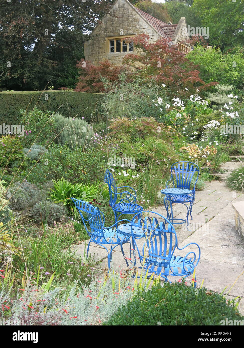 Drei Generationen von Frauen Gärtner haben den Gärten & modern Water Garden Kiftsgate Court, Gloucestershire erstellt; September 2018 Stockfoto