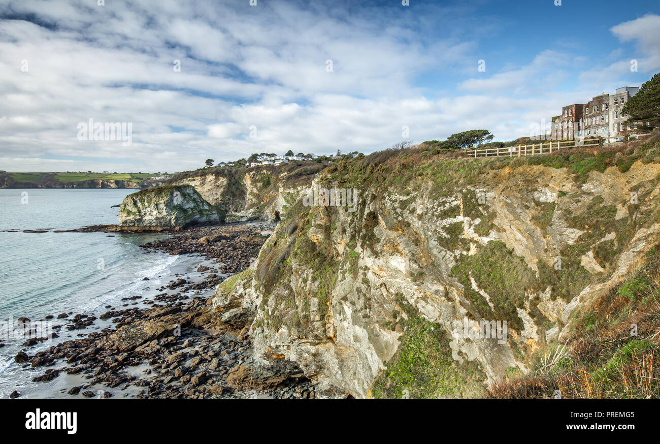 Spaziergang entlang der Küste, Carlyon Bay, Cornwall Stockfoto