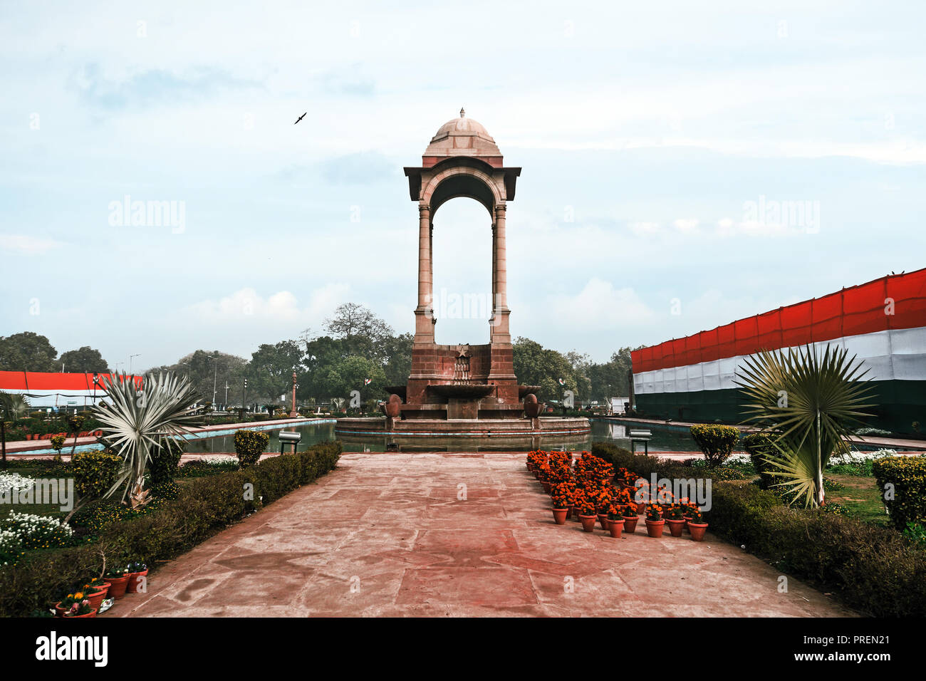 India Gate Memorial in Delhi in Indien. Ein kriegerdenkmal auf Rajpath Straße. der Tag der Unabhängigkeit von Indien. Tag der Republik. Stockfoto