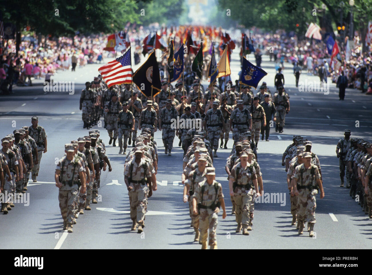 General Norman Schwarzkoph im Desert Storm Siegesparade in Washington am Juni 8,1991. Foto von Dennis Brack BB 24. Stockfoto