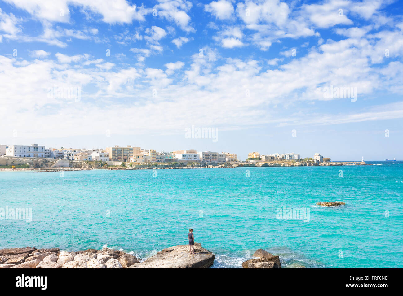 Otranto, Apulien, Italien - Genießen Sie Sommer und die Skyline von Otranto in Italien Stockfoto