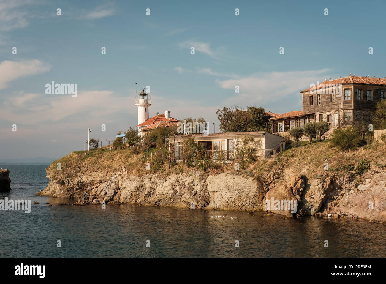 St. Anastasia Island ist eine Bulgarische Insel im Schwarzen Meer. Es liegt 1,5 km vor der Küste in der Nähe von Chernomorets, 12 Meter über dem Meeresspiegel, und co Stockfoto